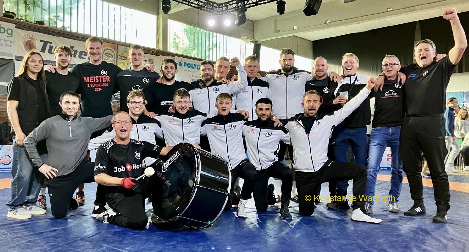 Mit starker Auswärtsleistung Platz zum zweiten Sieg